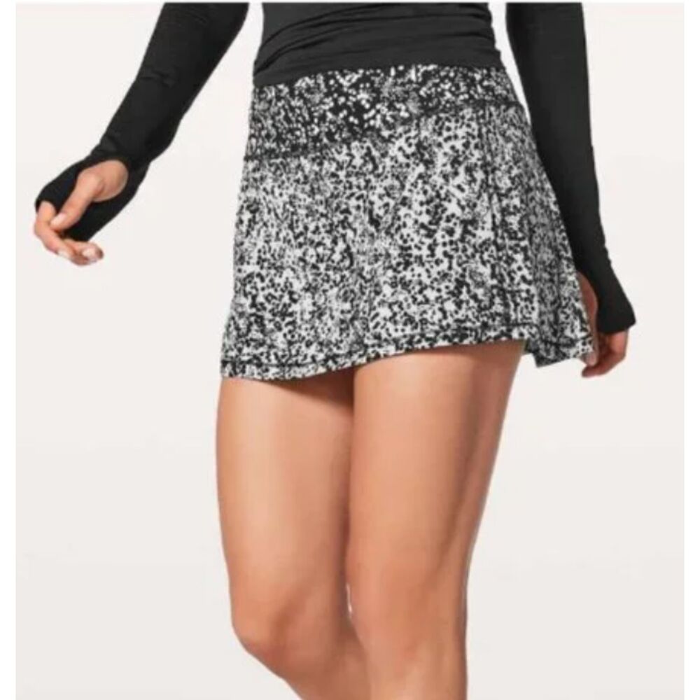 ~ Lululemon 10 Pace Rival Skirt Tennis Pickleball FlawNoShorts Black White - Picture 2 of 16
